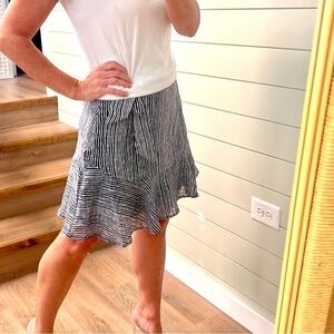 ⭐️NWT Asher!Timeless Striped Flowy Skirt w/Tie,Perfectw/Boots & to Layer,Size M